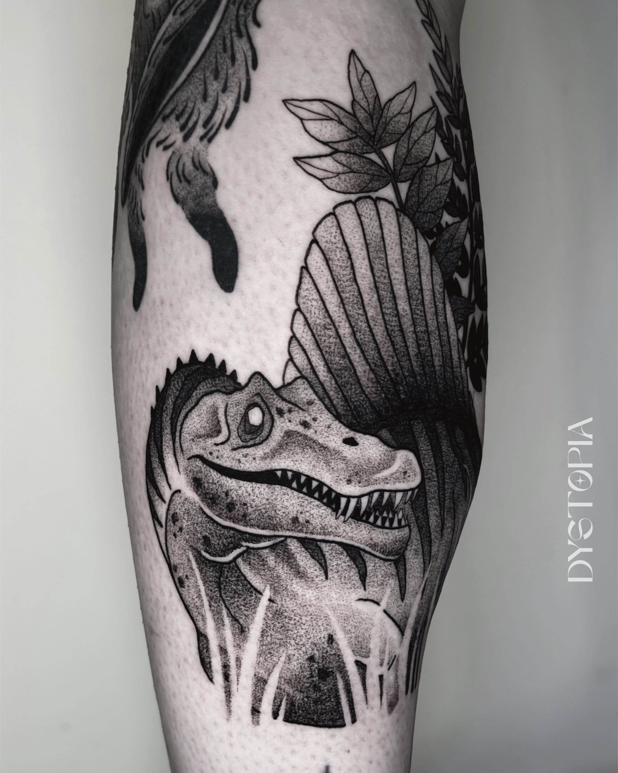 Tatouage réalisé par Dystopia Tattoo à Metz