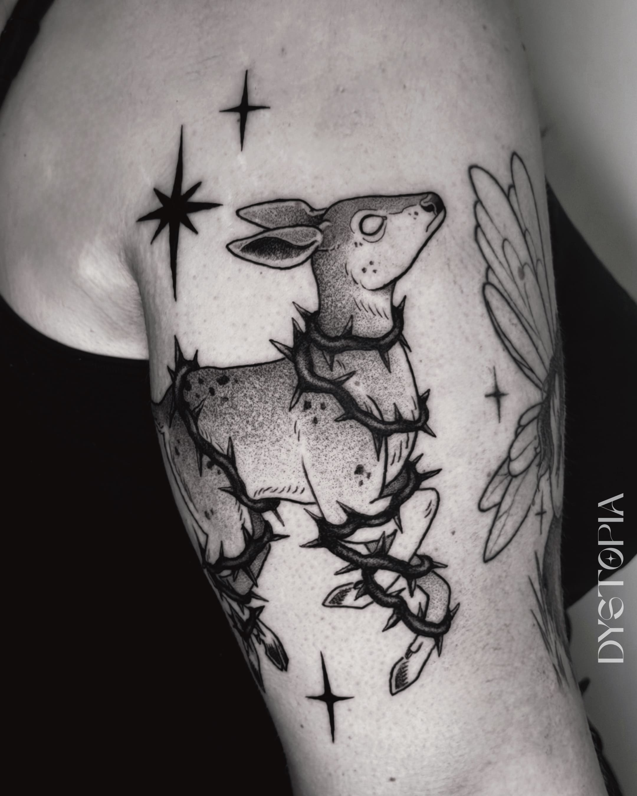 Tatouage réalisé par Dystopia Tattoo à Metz