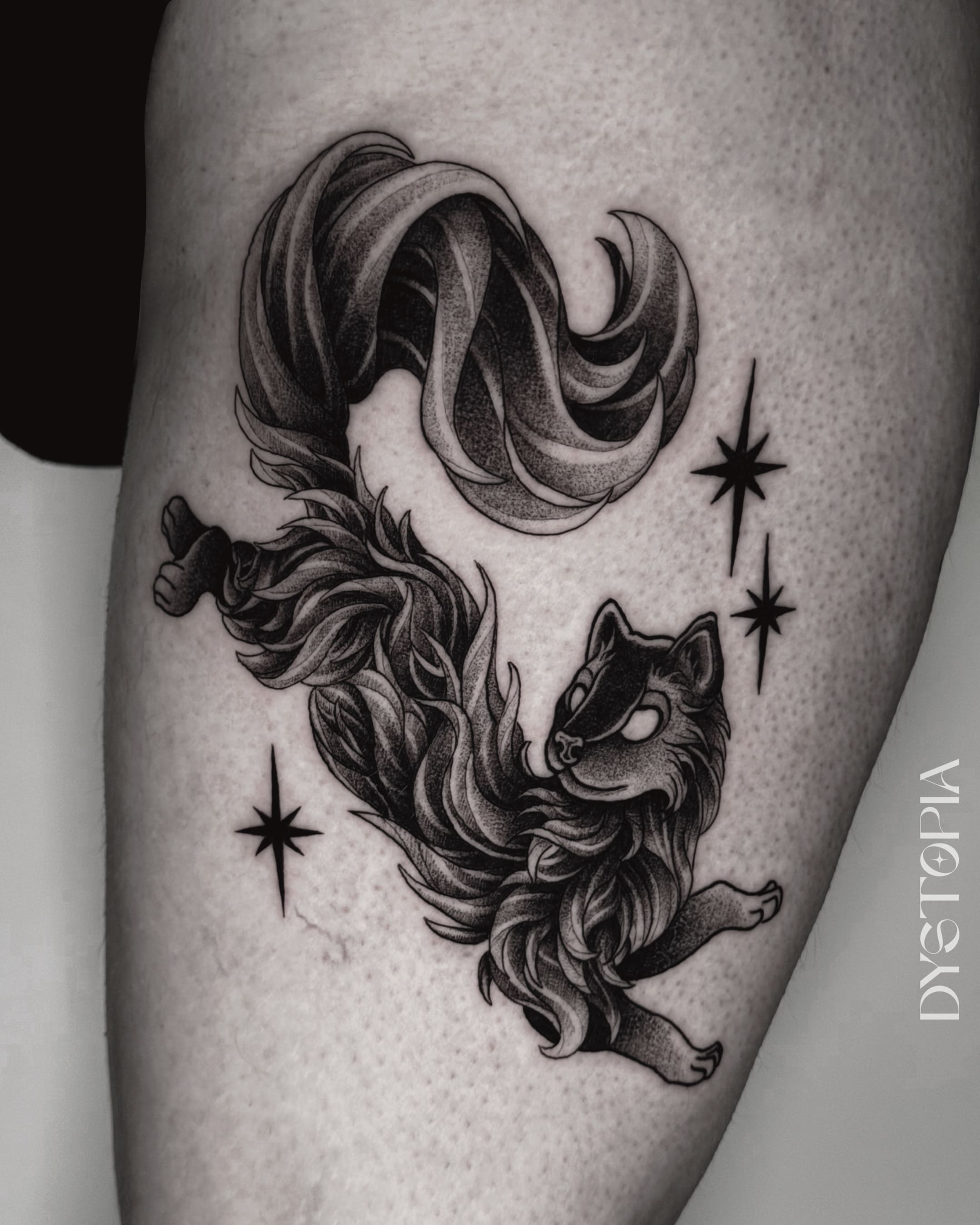 Tatouage réalisé par Dystopia Tattoo à Metz